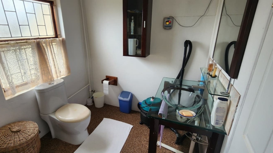 6 Bedroom Property for Sale in Napier Western Cape